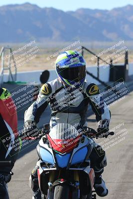 media/Dec-01-2025-Moto Forza (Mon) [[2daa91e15f]]/4-Around the Pits/